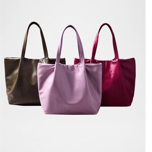 Neiman Marcus Elegant Women's Tote Bag - in Raspberry brand new